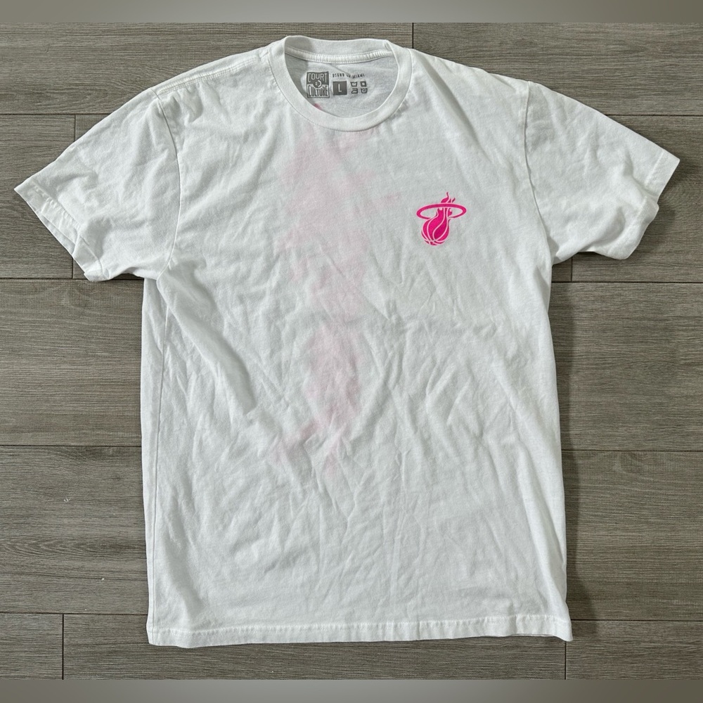 Men’s Court Culture Miami Heat Word Script White Tee T-Shirt Sz L Large NEW